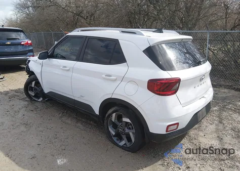 2021 Hyundai Venue Sel z USA, uszkodzony, nr VIN KMHRC8A3XMU077006